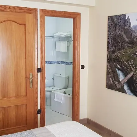 Naranjo De Bulnes Отель