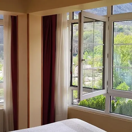 Naranjo De Bulnes Отель