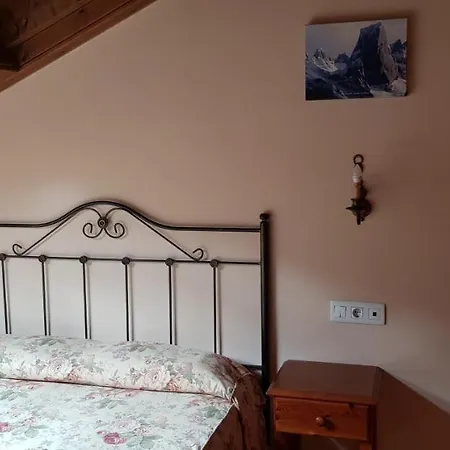 Naranjo De Bulnes 2*