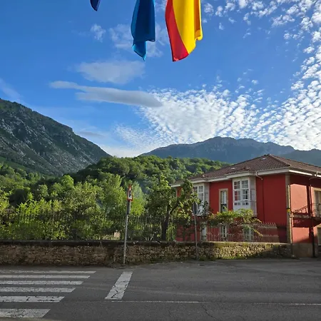 Hotel Naranjo De Bulnes