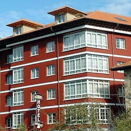 Hotel Naranjo De Bulnes 2*