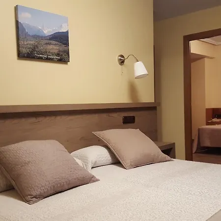 Naranjo De Bulnes Отель Аренас-де-Кабралес