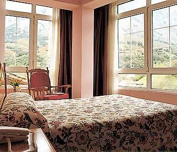 Naranjo De Bulnes Arenas De Cabrales