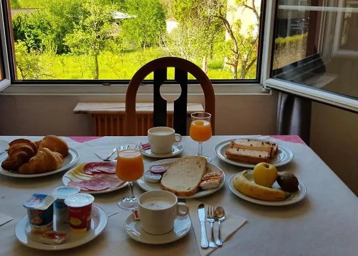 Naranjo De Bulnes Hotel