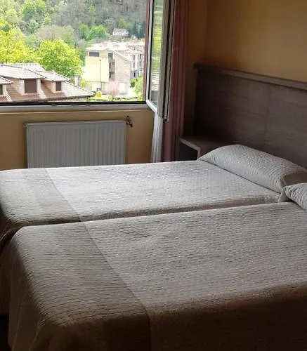 Naranjo De Bulnes 2* Arenas De Cabrales