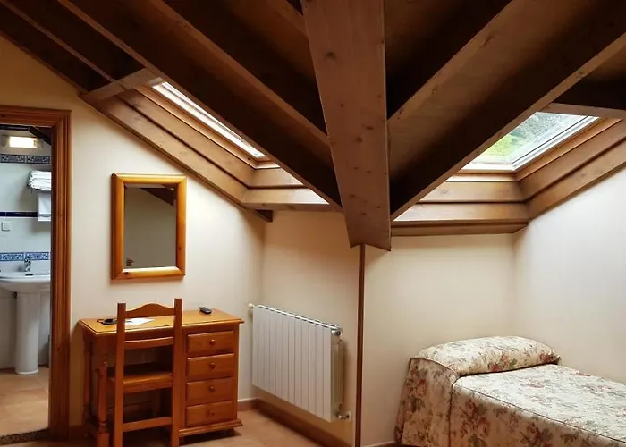 Naranjo De Bulnes Hotel 2*