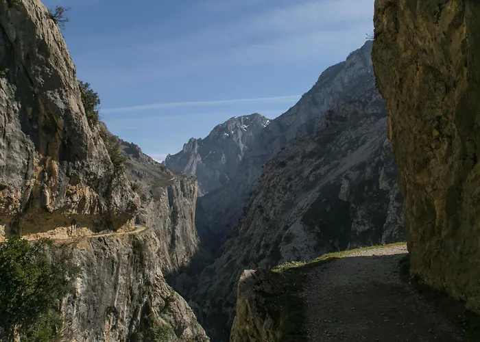 Naranjo De Bulnes 2* Arenas De Cabrales
