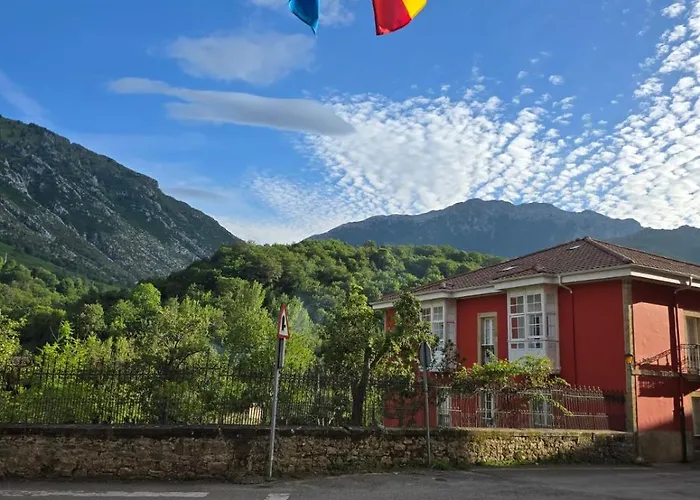 Ξενοδοχείο Naranjo De Bulnes