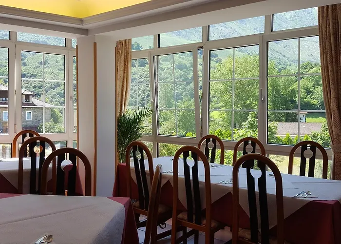 Naranjo De Bulnes 2* Arenas De Cabrales