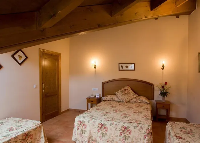 Naranjo De Bulnes Hotel 2*