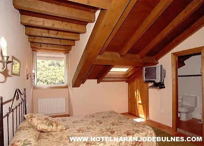 Naranjo De Bulnes Hotel 2*