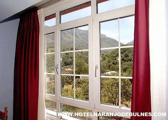 Naranjo De Bulnes 2*